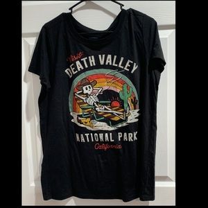Torrid size 00 Death Valley graphic t shirt